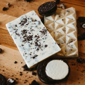 Cookies n’ Cream Chocolate Bar